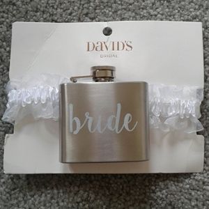 Bridal garter flask